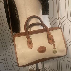 Vintage Authentic Dooney & Bourke British  Tan and Cream Satchel